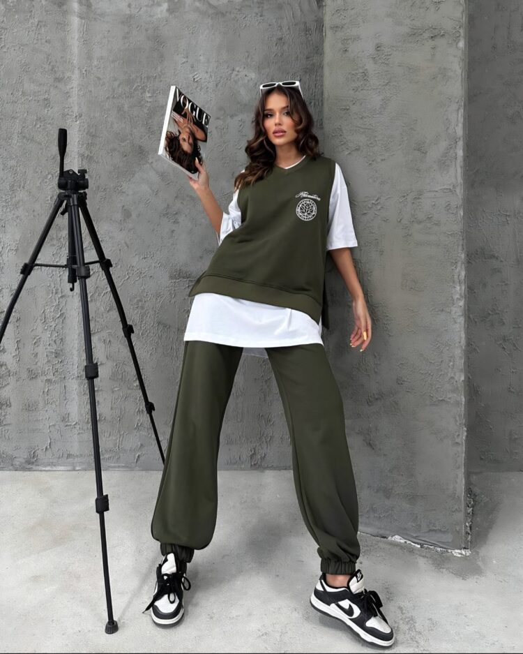Three pieces soft cotton tracksuit