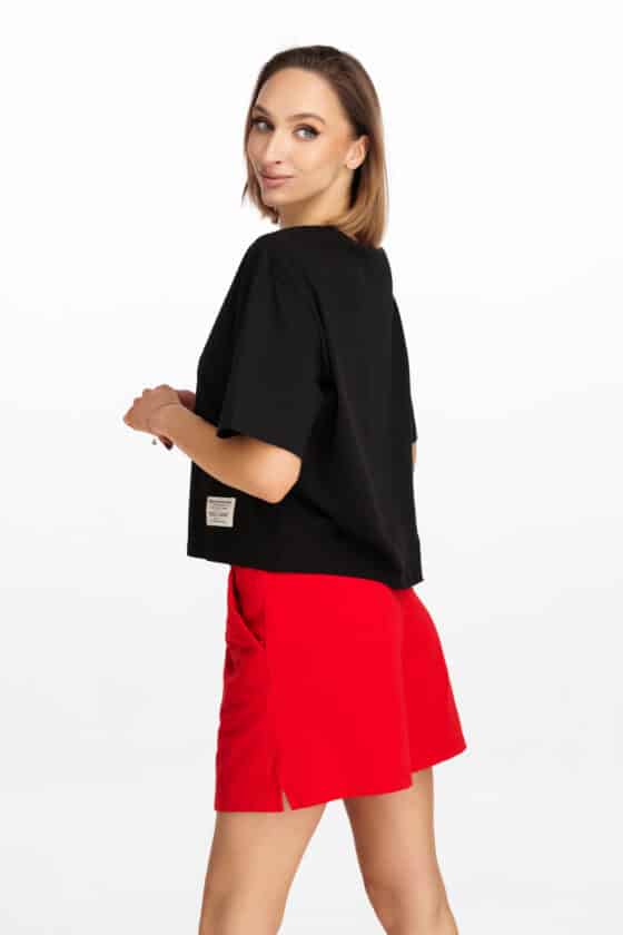 Juodi cropped moteriški marškinėliai - Image 2