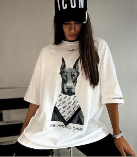 Woman soft cotton oversize T-Shirt - Image 2