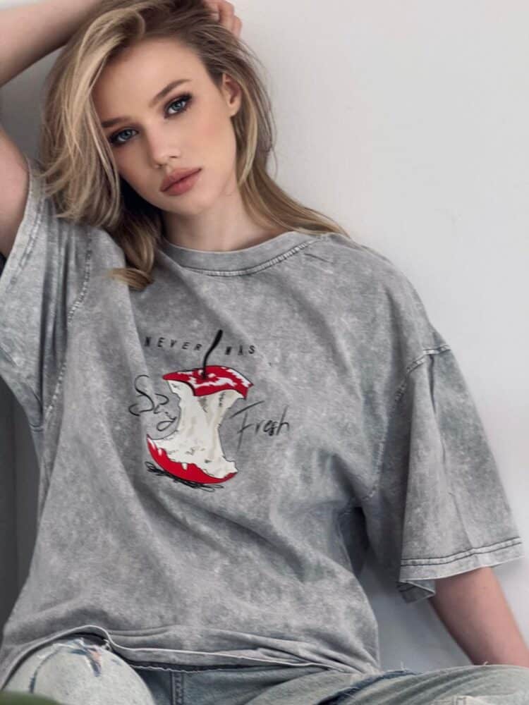 Acid washed oversize T-shirt "stay fresh"