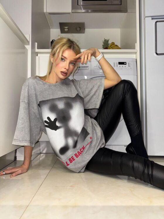 Acid washed oversize T-shirt „I’LL BE BACK“ - Image 2