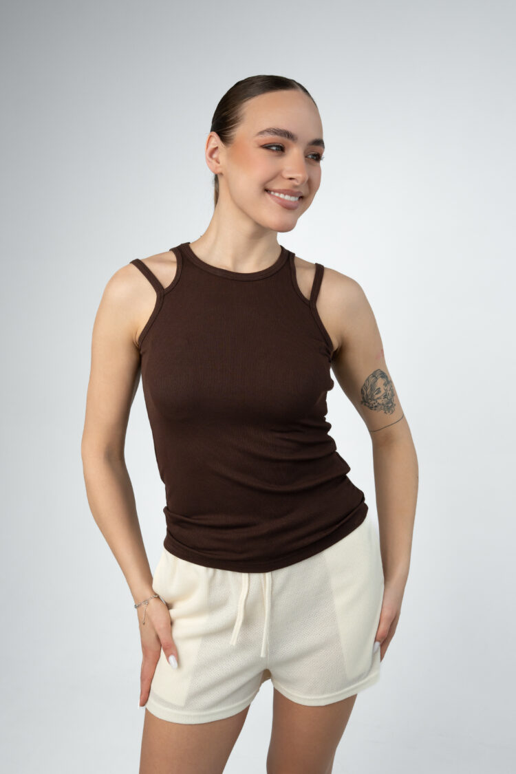 Baziniai tamprūs marškinėliai šokolado spalvos