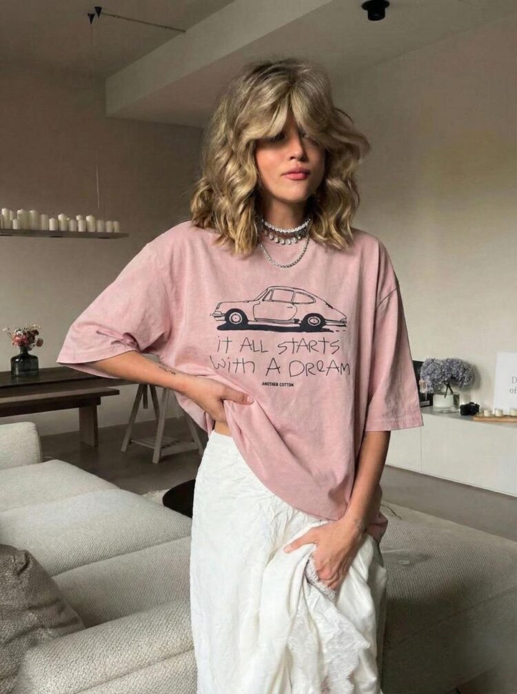 Blukintos medvilnės švelniai rožiniai marškinėliai su printu